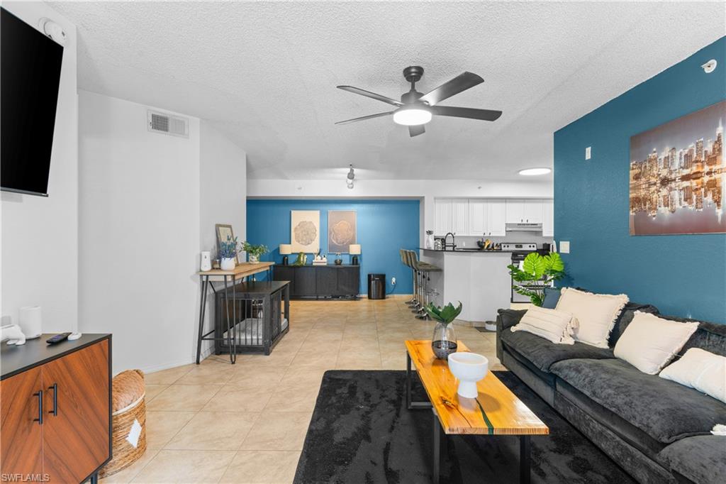 8225 Ibis Club Dr 204 Property Photo 5