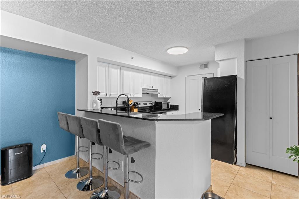 8225 Ibis Club Dr 204 Property Photo 8