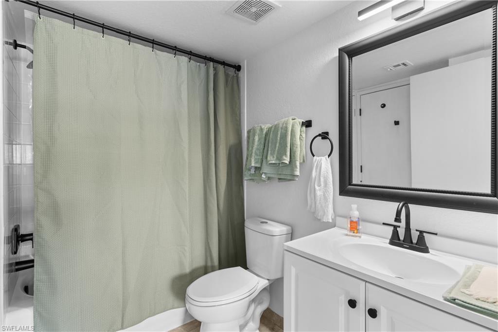 8225 Ibis Club Dr 204 Property Photo 17