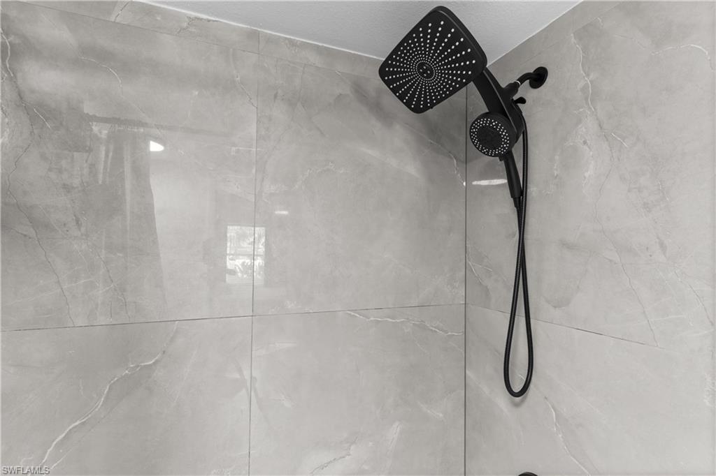 8225 Ibis Club Dr 204 Property Photo 27