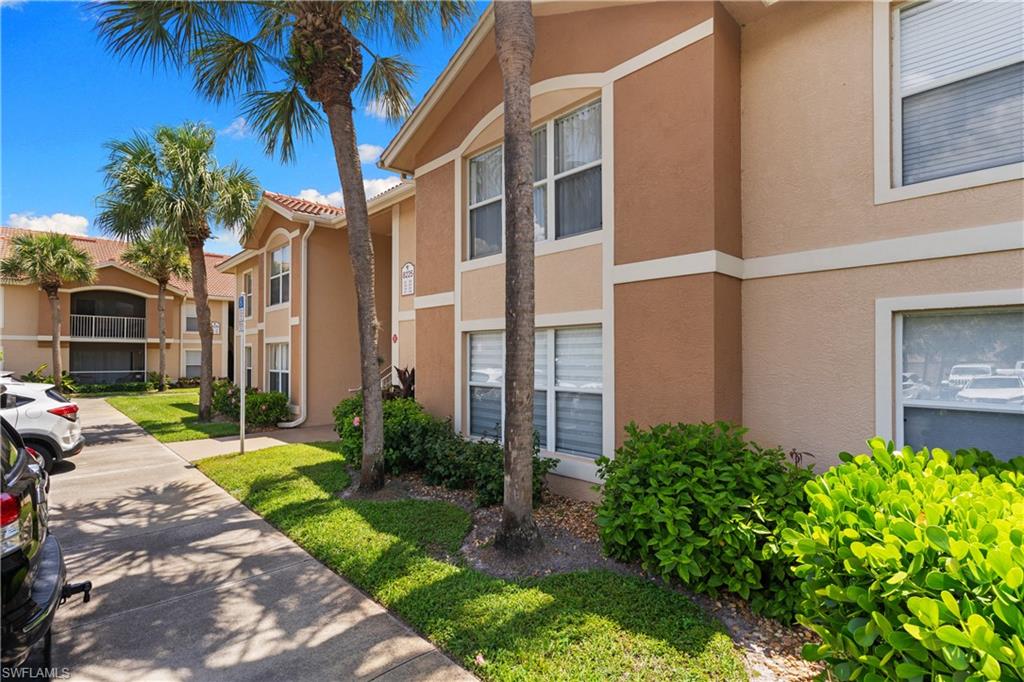 8225 Ibis Club Dr 204 Property Photo 30