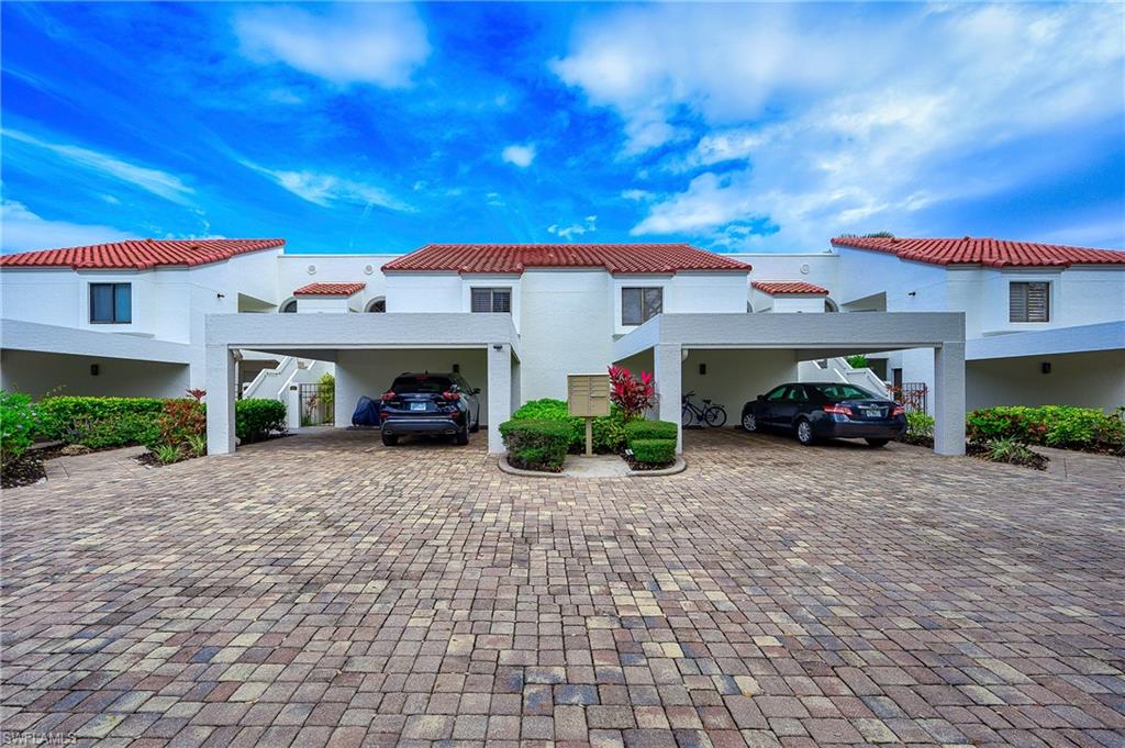 565 Beachwalk Cir T104 Property Photo 2