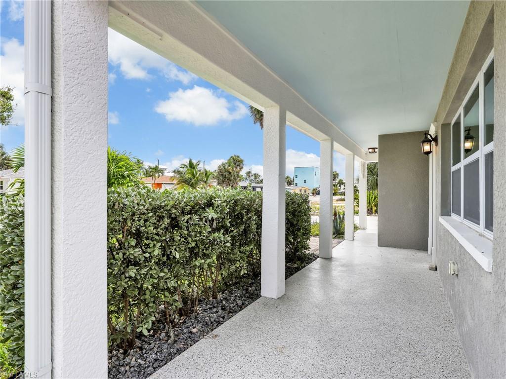 195 Hibiscus Dr Property Photo 32
