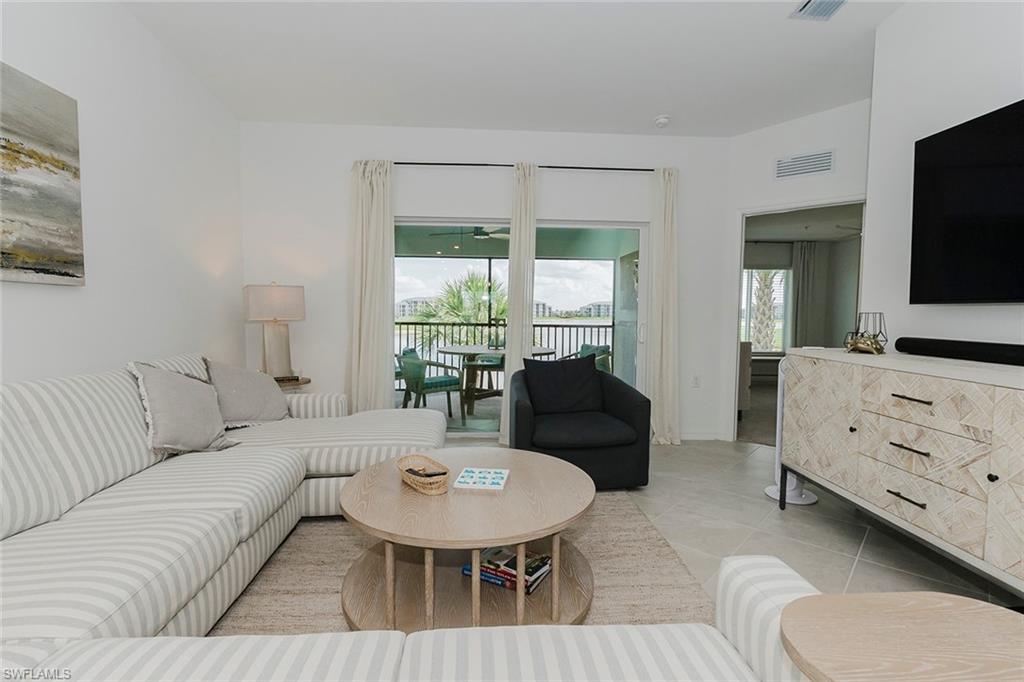 5433 Double Eagle Cir 2928 Property Photo 4