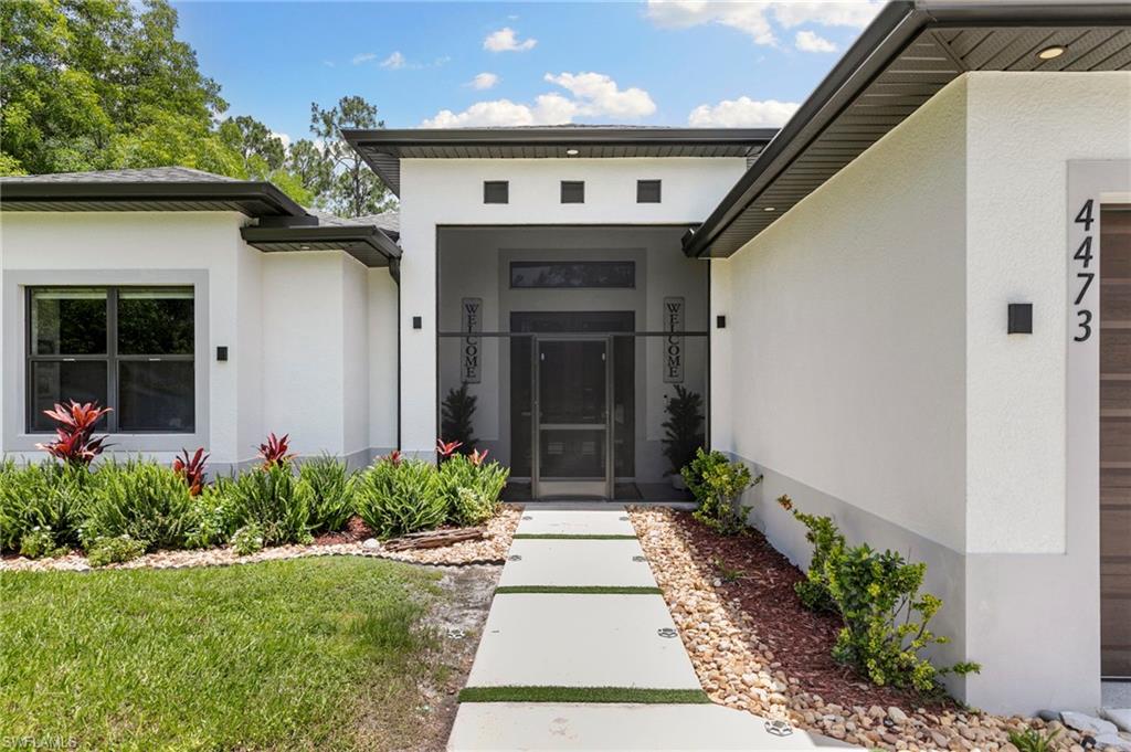 4473 Golden Gate Blvd E Property Photo 5