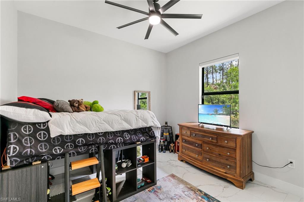 4473 Golden Gate Blvd E Property Photo 23