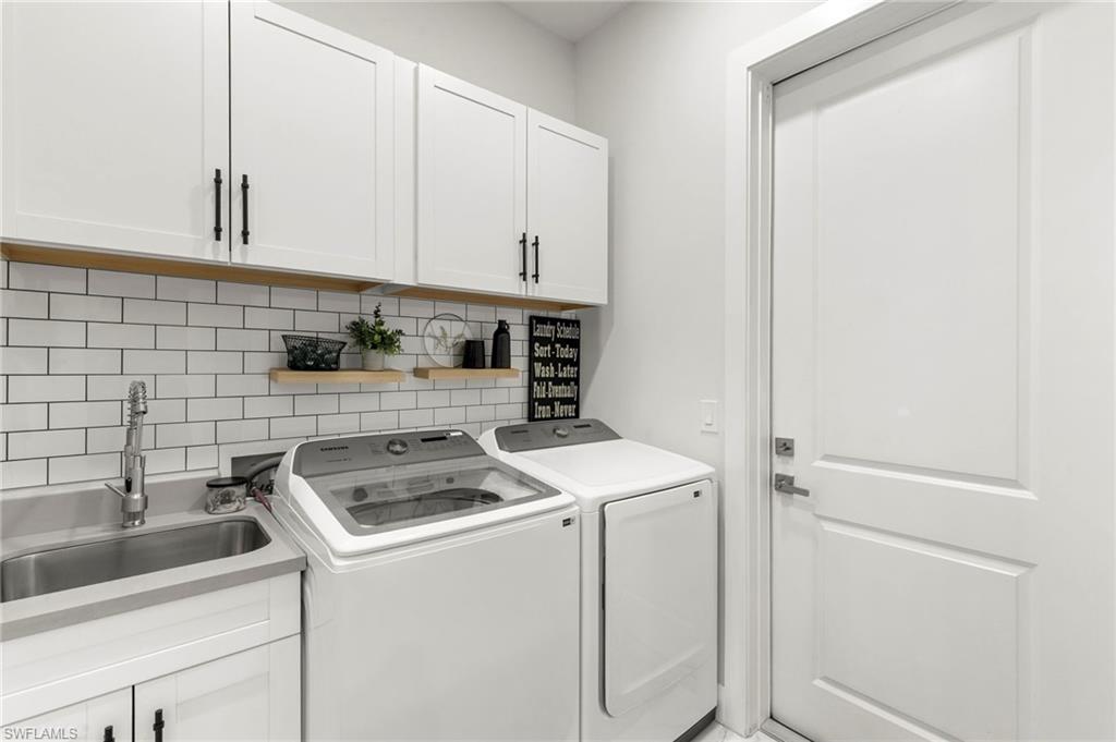 4473 Golden Gate Blvd E Property Photo 26