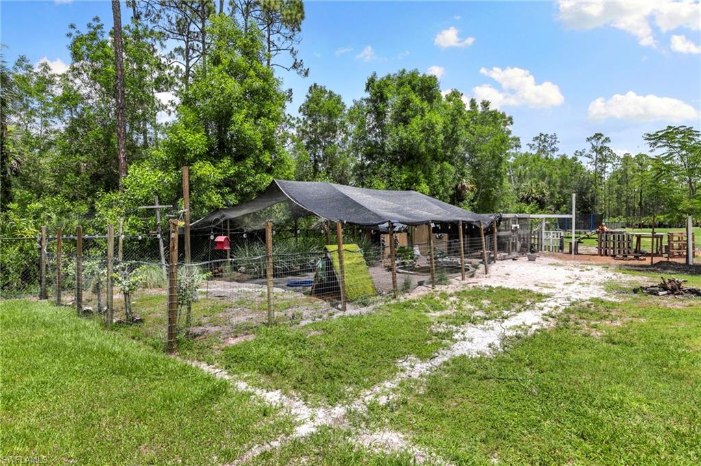 4473 Golden Gate Blvd E Property Photo 33