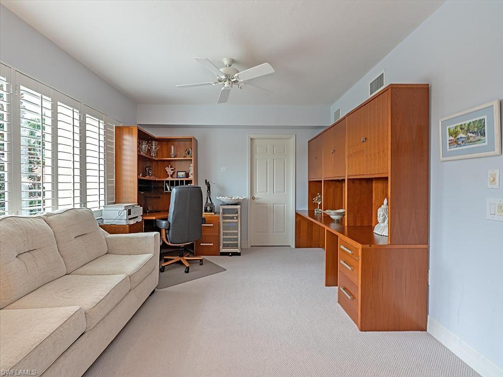 7425 Pelican Bay Blvd 206 Property Photo 8