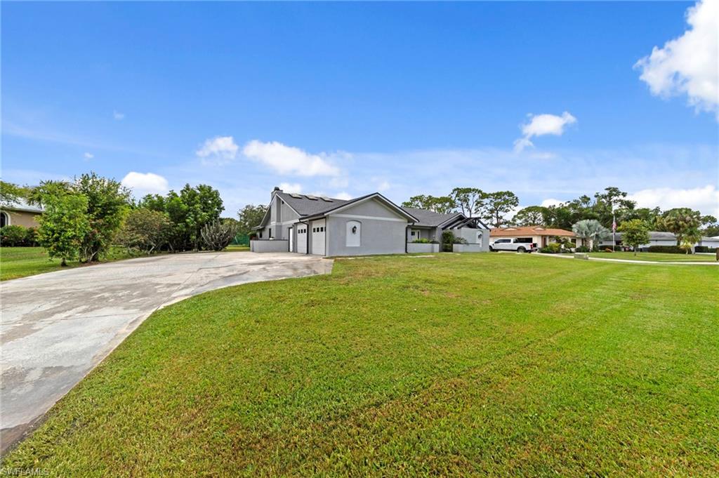 17209 Castleview Dr Property Photo 3