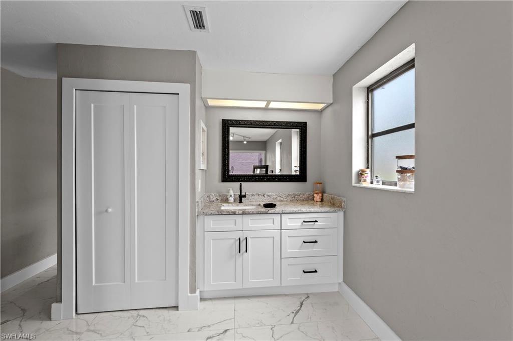 17209 Castleview Dr Property Photo 26