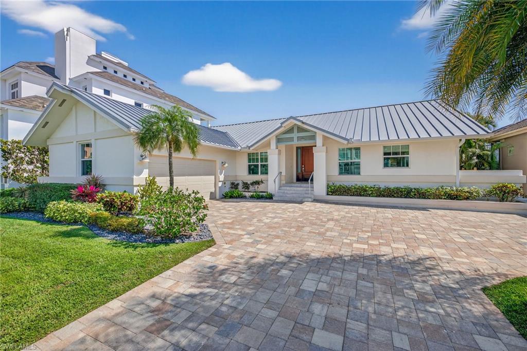 240 Channel DR Property Photo 1