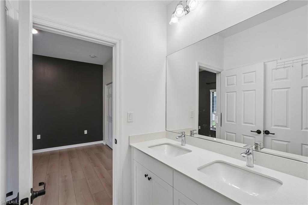 5026 Florence Dr Property Photo 11