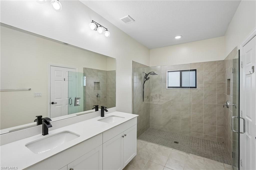 5026 Florence Dr Property Photo 17