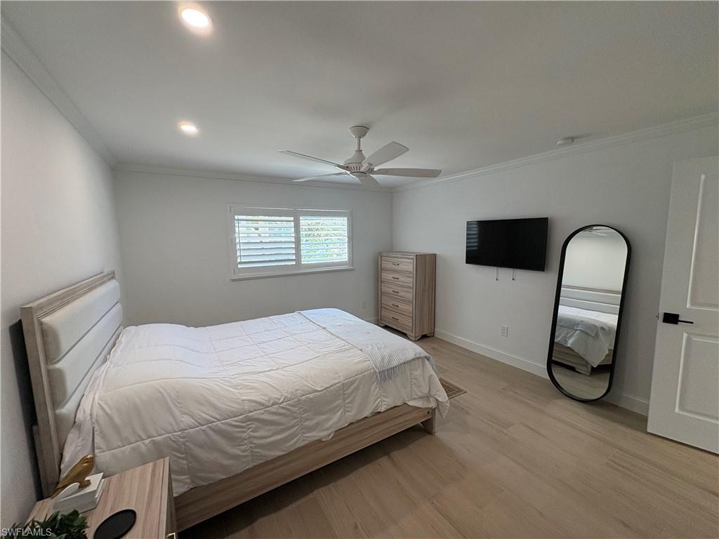 2100 Gulf Shore Blvd N 120 Property Photo 11