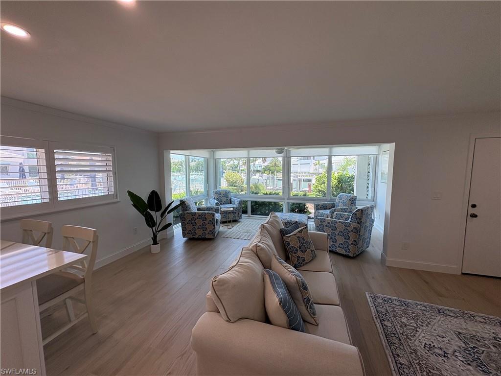 2100 Gulf Shore Blvd N 120 Property Photo 14