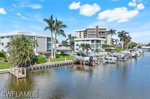 2100 Gulf Shore Blvd N 120 Property Photo 23