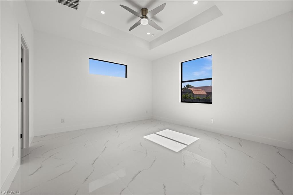 409 25th Pl Property Photo 18