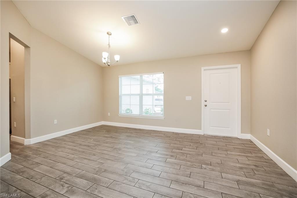 2712 18th St W Property Photo 6