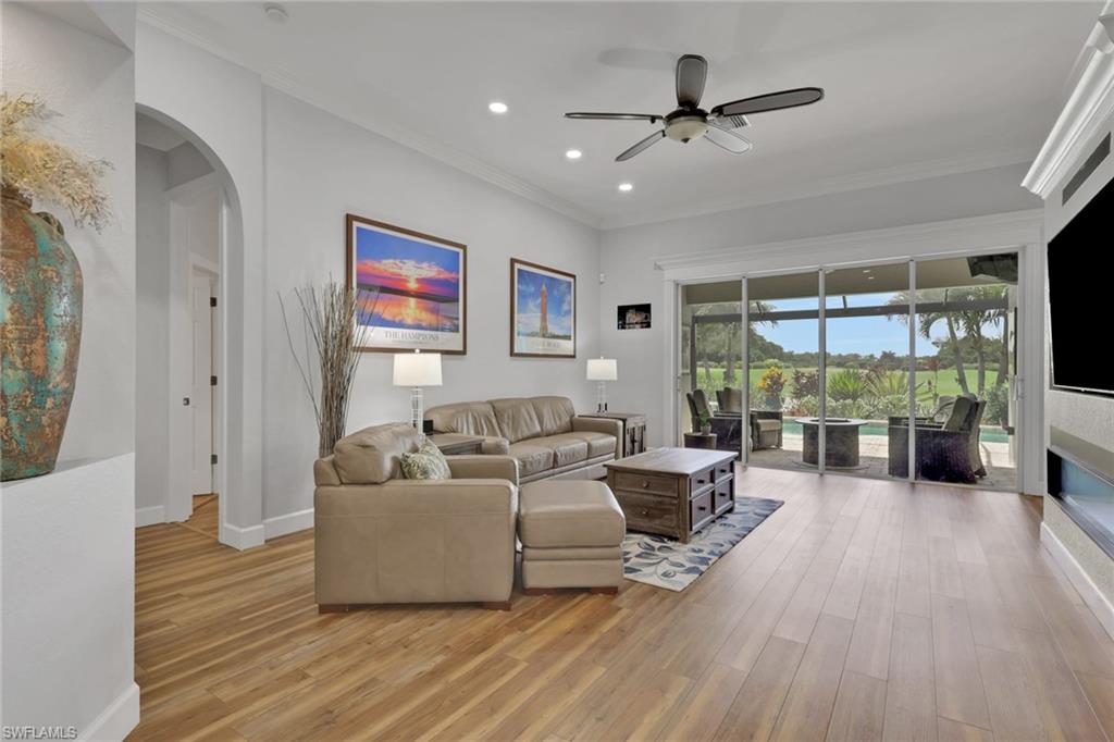 28728 San Galgano Way Property Photo 5