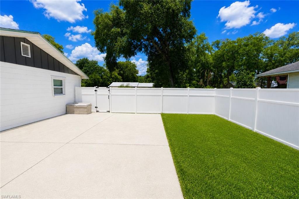 655 Pointview Rd Property Photo 44