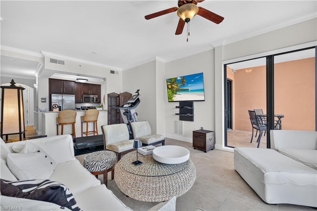 23161 Fashion Dr 7210 Property Photo 9