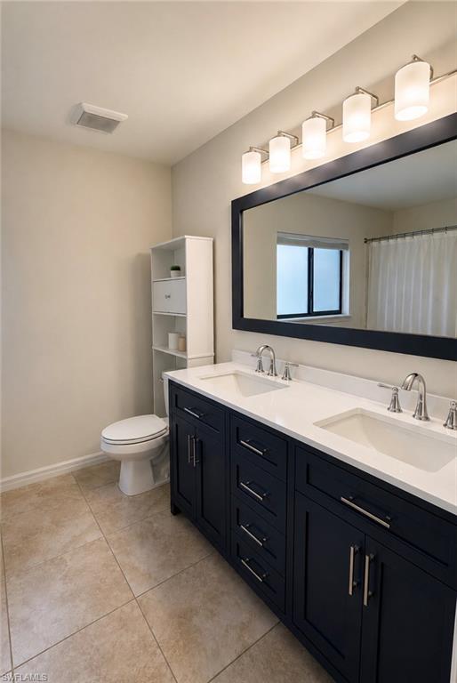 2208 42nd Pl Property Photo 9