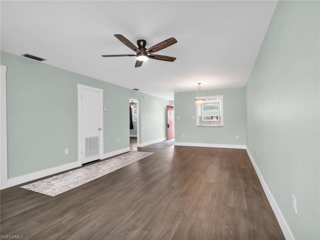 300 Valley Stream Dr 8a Property Photo 14