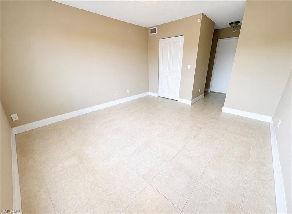 1205 Wildwood Lakes Blvd 203 Property Photo 7