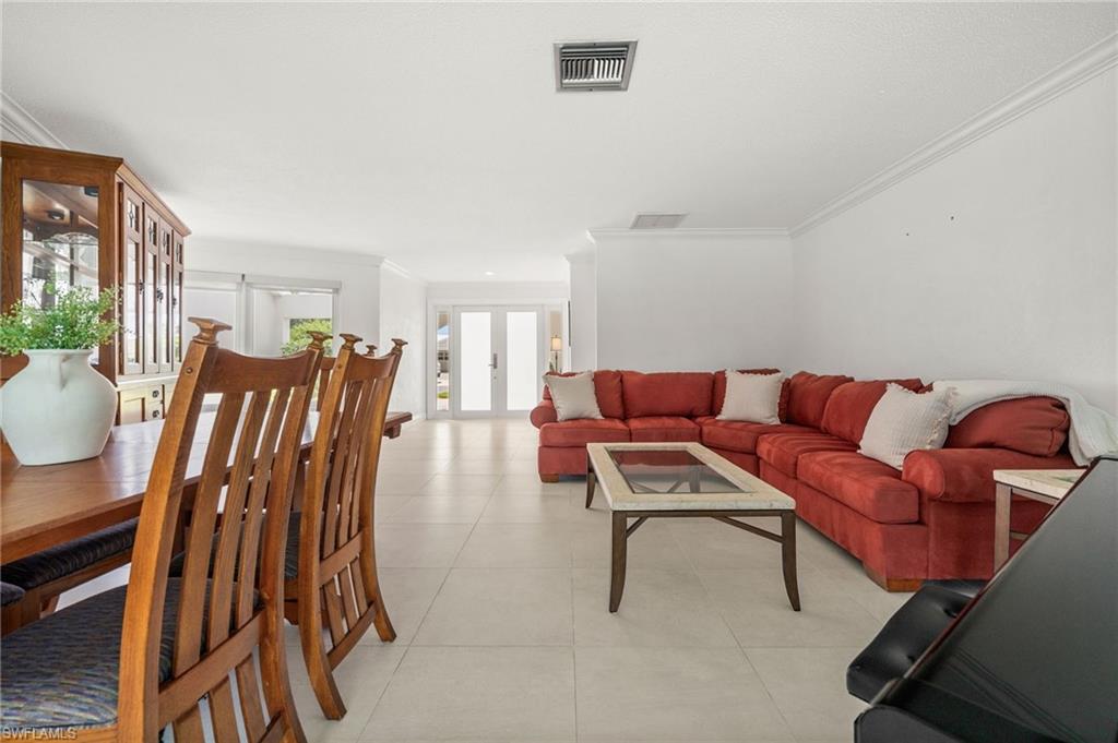 421 Palm River Blvd Property Photo 17