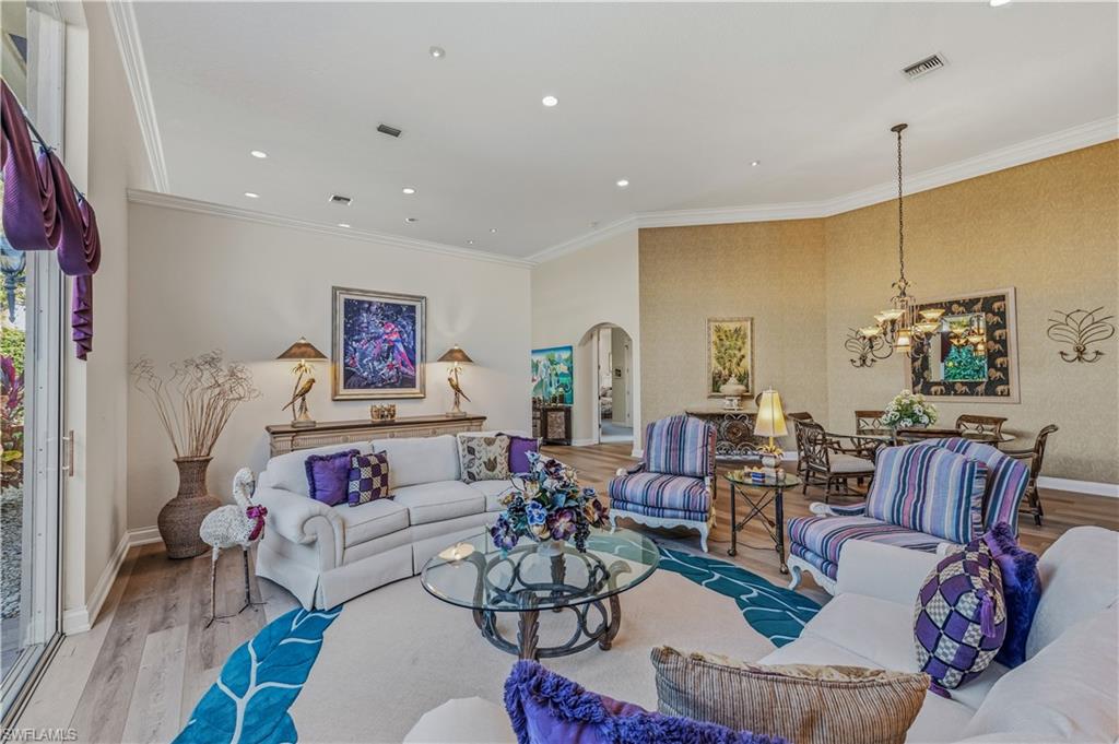 3748 Ascot Bend Ct Property Photo 15