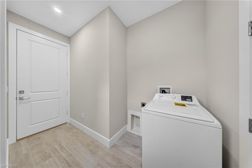 18 Scott Ave Property Photo 35