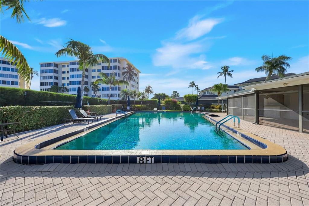 3400 Gulf Shore Blvd N B4 Property Photo 4