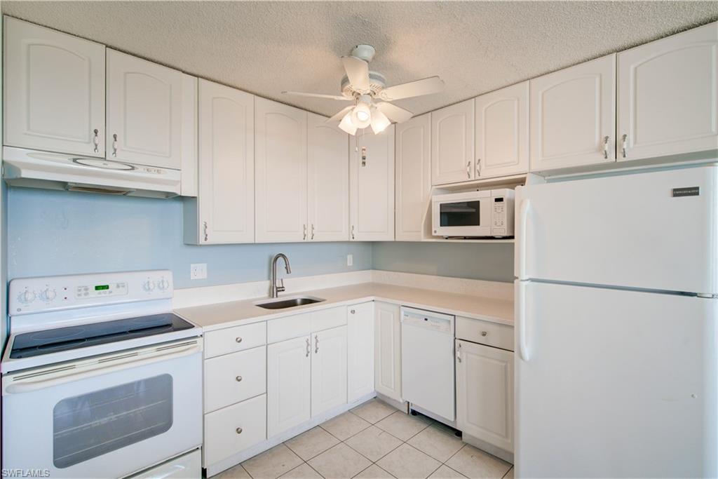 7330 Estero Blvd 601 Property Photo 5
