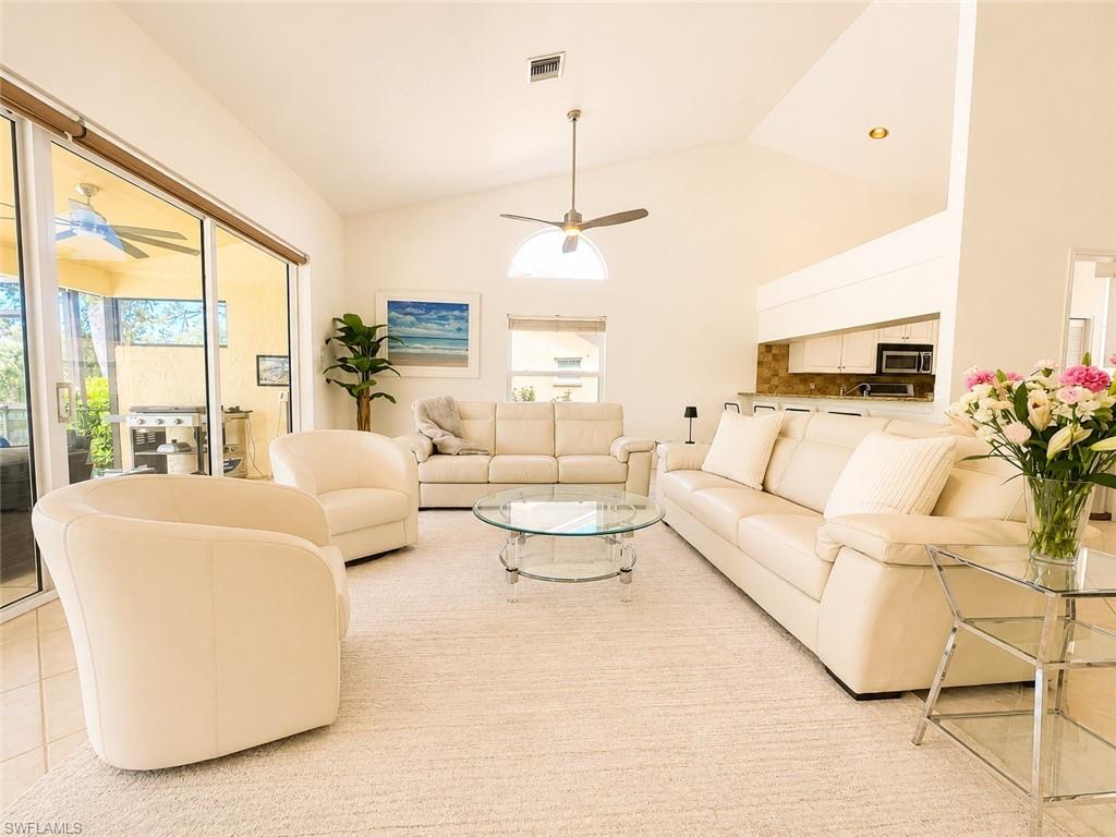 25151 Bay Cedar Dr Property Photo 5