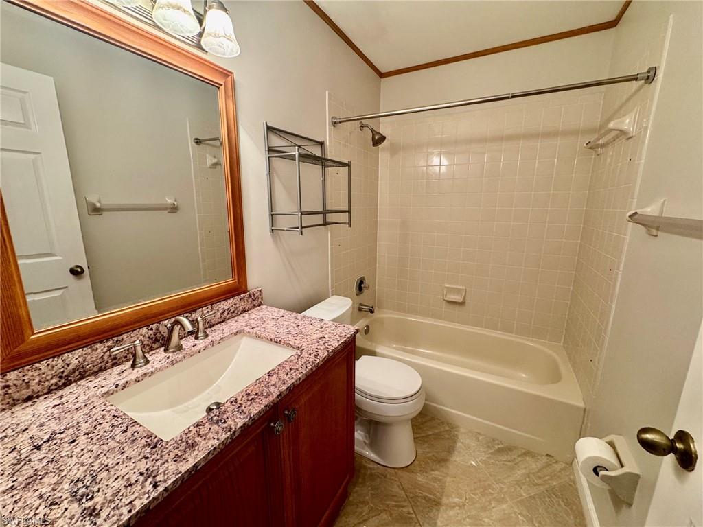 4524 Andover Way I-204 Property Photo 10