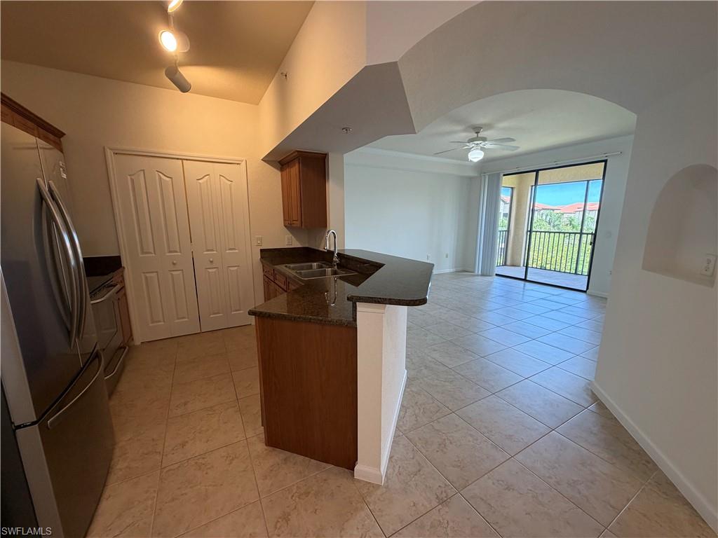 12970 Positano Cir 306 Property Photo 6