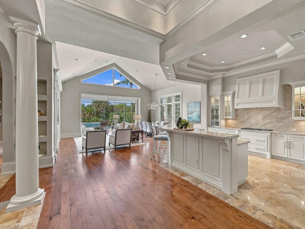 14890 Bellezza Ln Property Photo 5