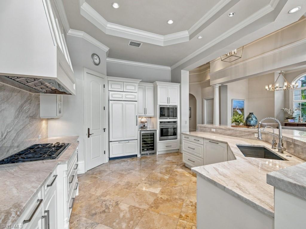 14890 Bellezza Ln Property Photo 7