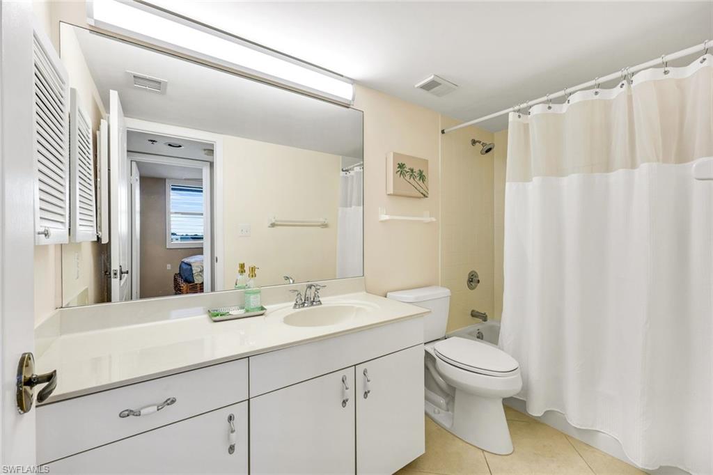 6361 Pelican Bay Blvd 503 Property Photo 23