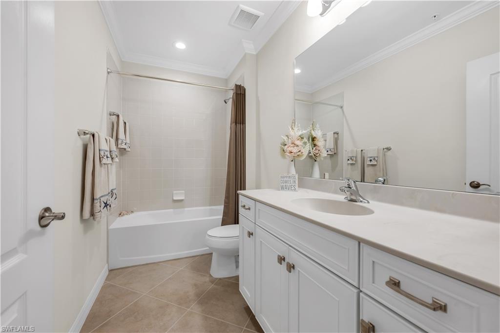 6959 Avalon Cir 1702 Property Photo 12