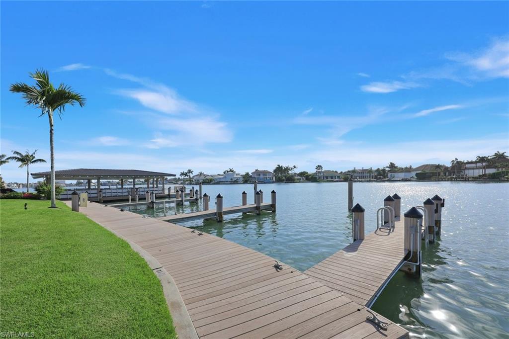 3400 Gulf Shore Blvd N B2 Property Photo 9