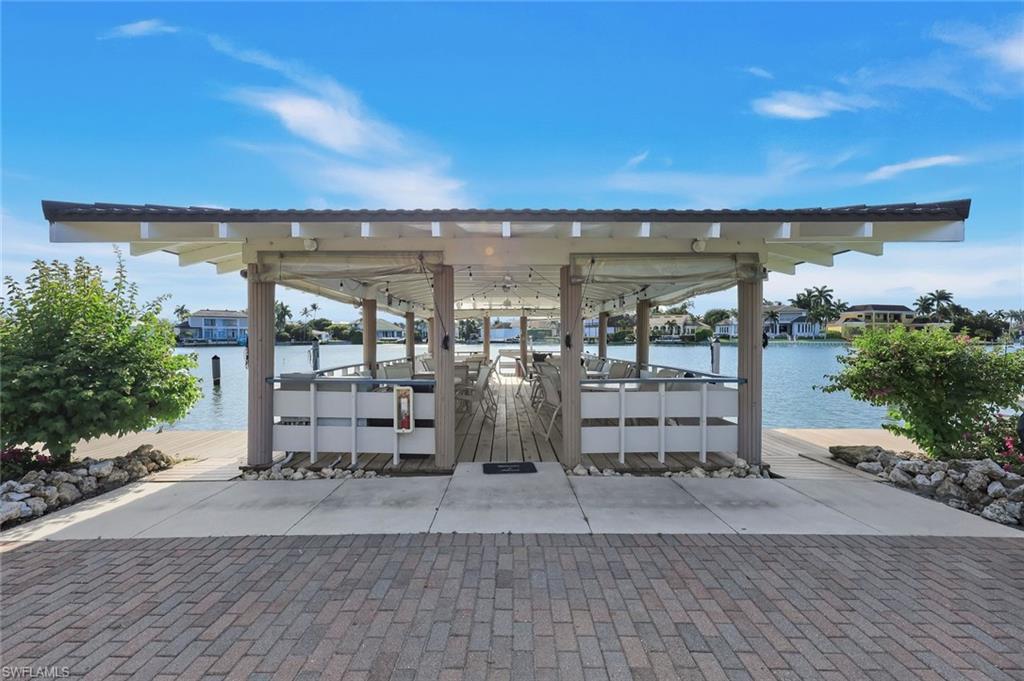 3400 Gulf Shore Blvd N B2 Property Photo 10
