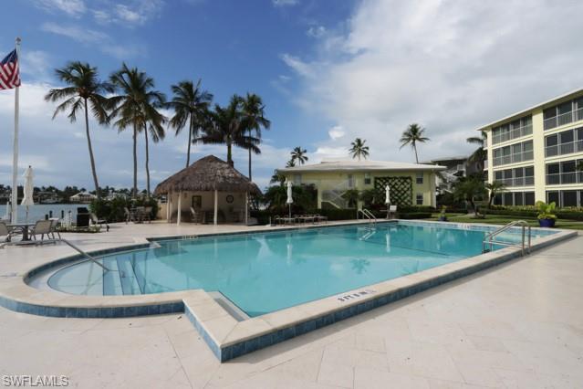 2850 Gulf Shore Blvd N 102 Property Photo 24