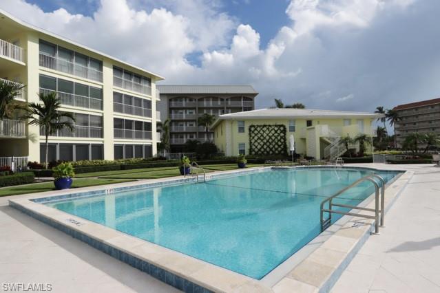 2850 Gulf Shore Blvd N 102 Property Photo 25