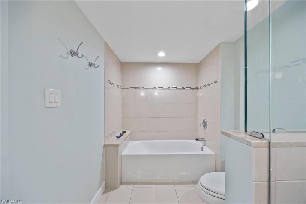6585 Nicholas Blvd 805 Property Photo 20