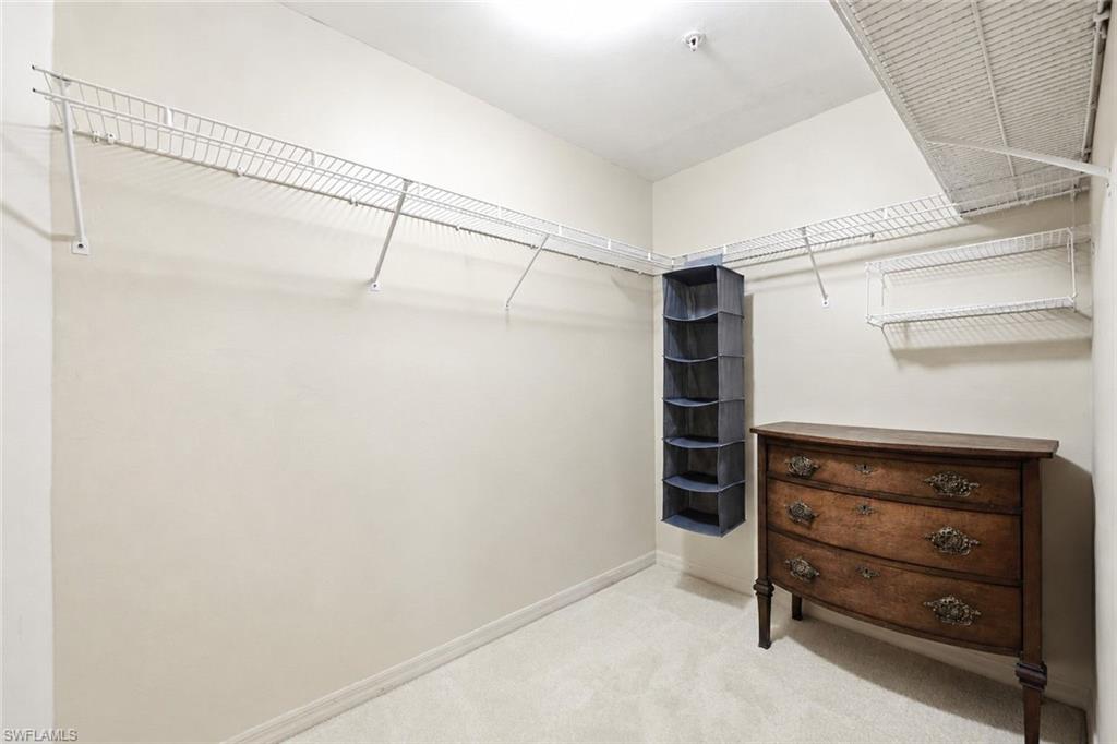 300 L Ambiance Cir 102 Property Photo 16