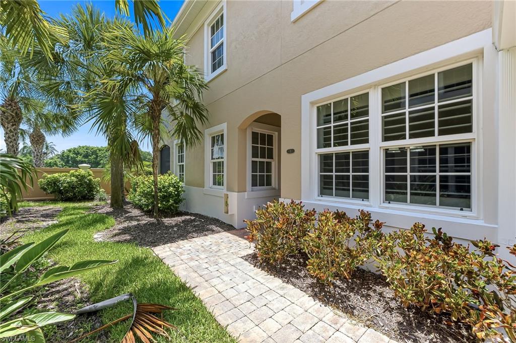 28000 Sosta Ln 1 Property Photo 3