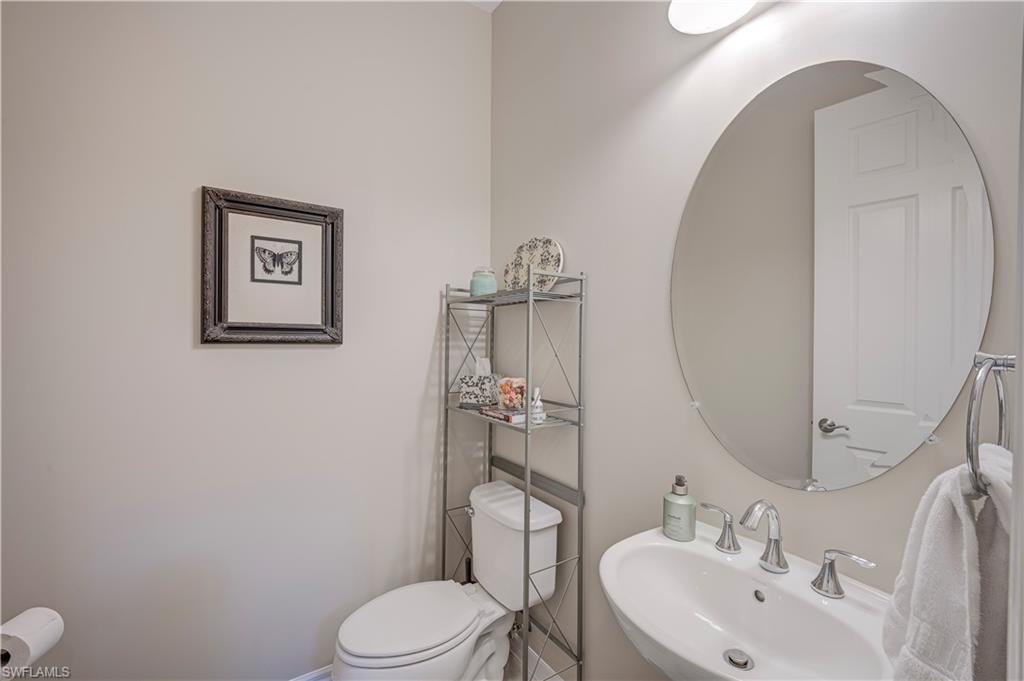 11711 Izarra Way 6107 Property Photo 9