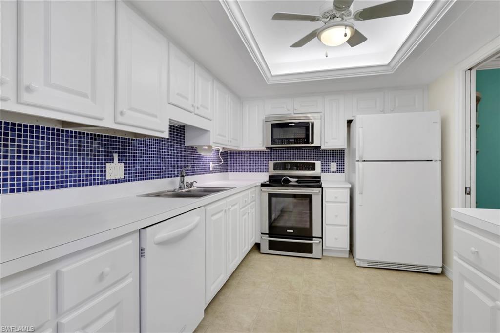 6612 Estero Blvd 301 Property Photo 8